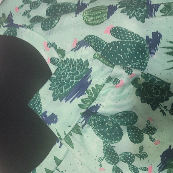 L&B Western Cactus LS top - Picture 3 of 4